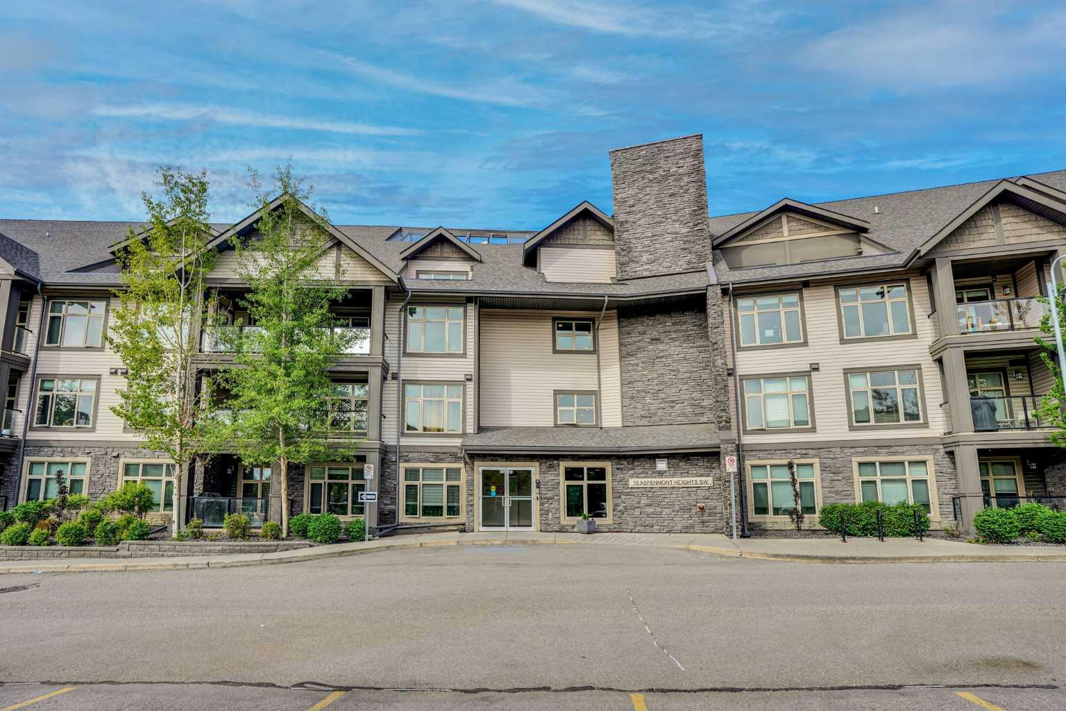 15 Aspenmont Heights SW 214