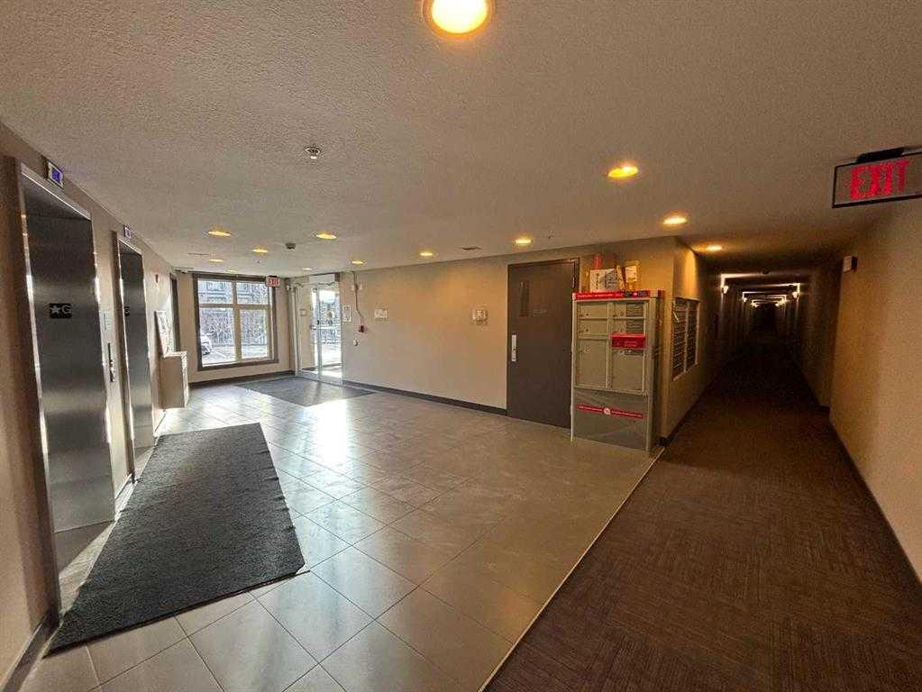 15 Aspenmont Heights SW 214