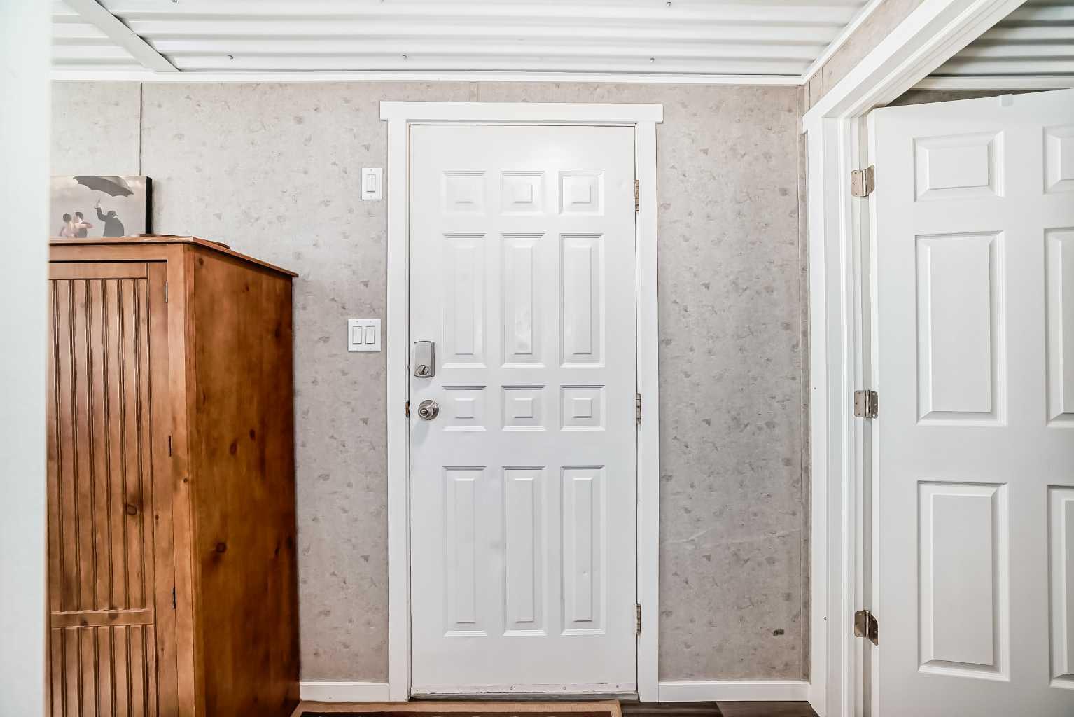 1219 Limit Avenue 24