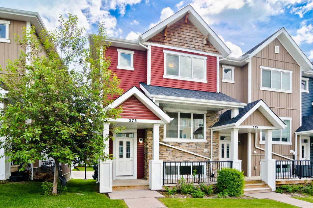 Photo of 373 Nolancrest Heights NW, Calgary, AB T3R 0Z9 (MLS # A2339391)