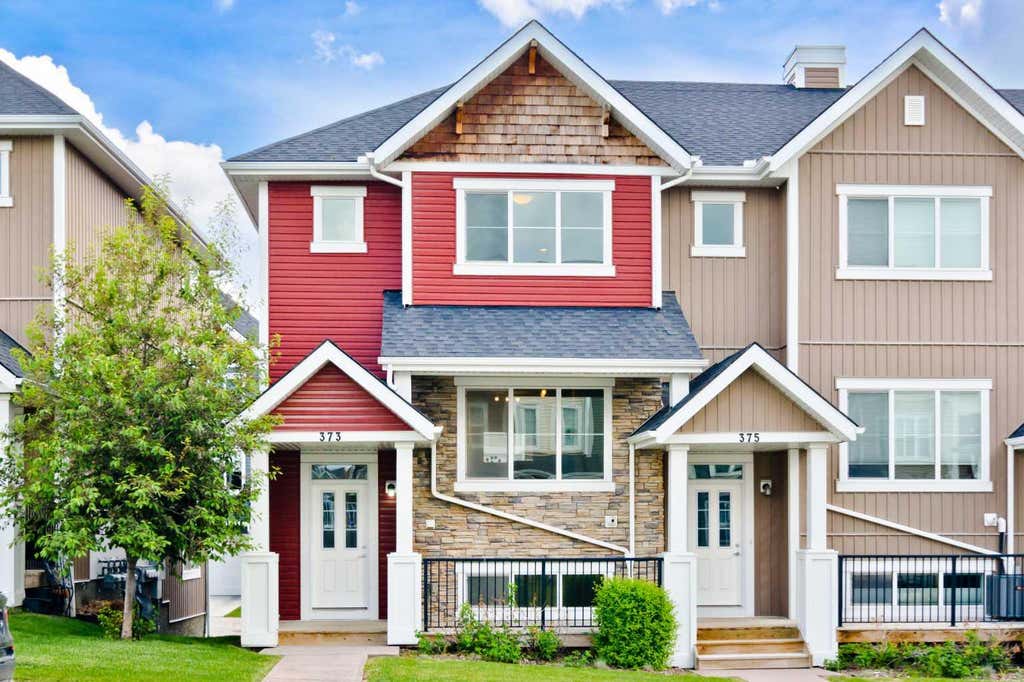 Photo of 373 Nolancrest Heights NW, Calgary, AB T3R 0Z9 (MLS # A2339391)