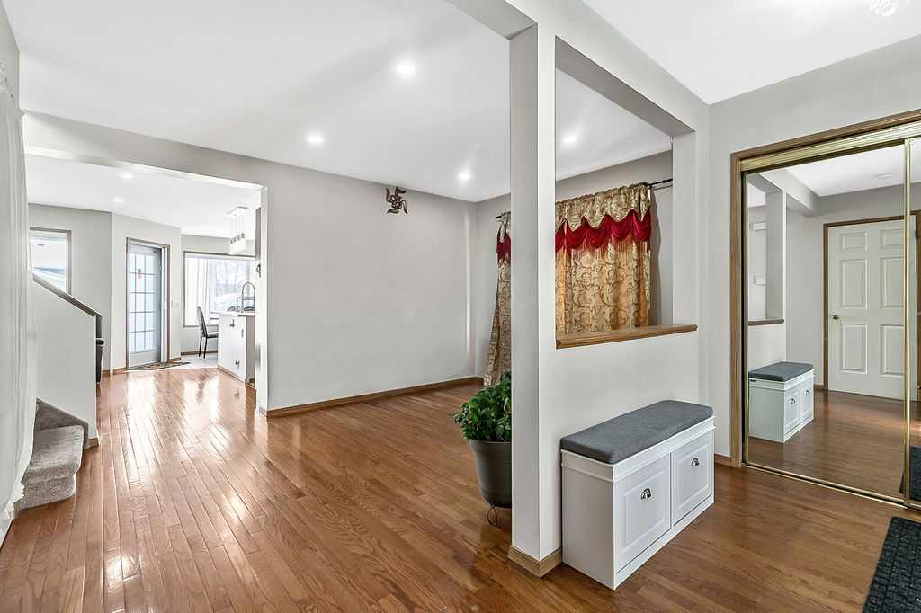 38 Martinwood Road NE