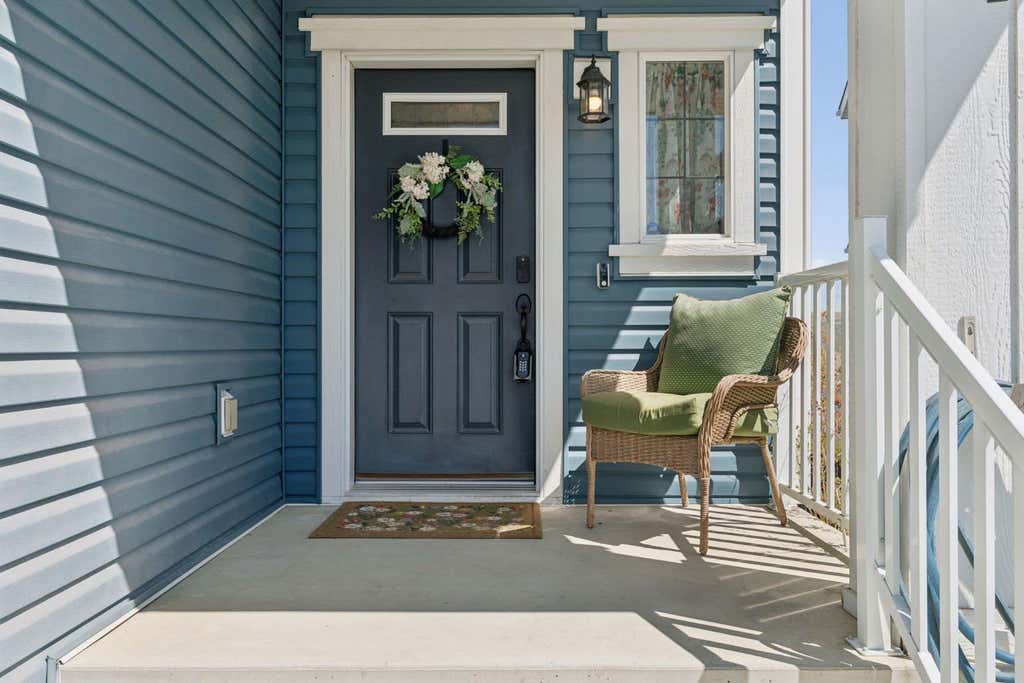 Photo of 664 River Heights Crescent, Cochrane, AB T4C 0R7 (MLS # A2307856)