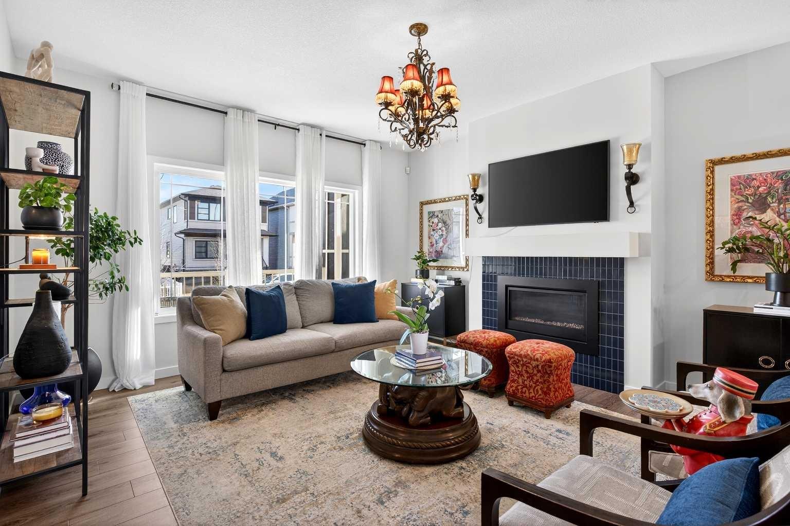 825 Reynolds Manor SW