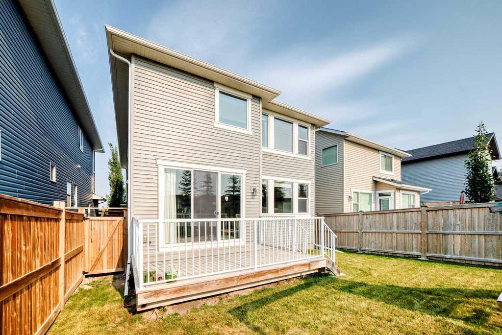 Photo of 296 Nolancrest Heights NW, Calgary, AB T3R 0V8 (MLS # A2334063)