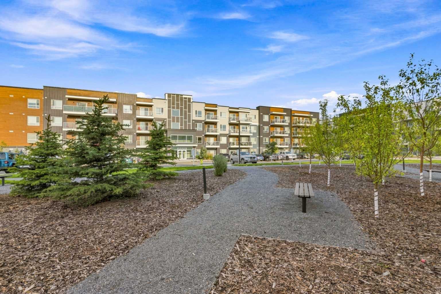 550 Belmont Street SW 3210