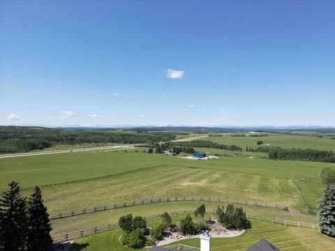 177 Avenue Rural Foothills County AB T1S 2B8
