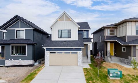 24 Sunvalley View Cochrane AB T4C 0X8