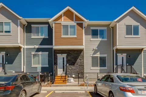 Photo of 31 Tuscany Summit Square NW, Calgary, AB T3L 0G1 (MLS # A2336068)