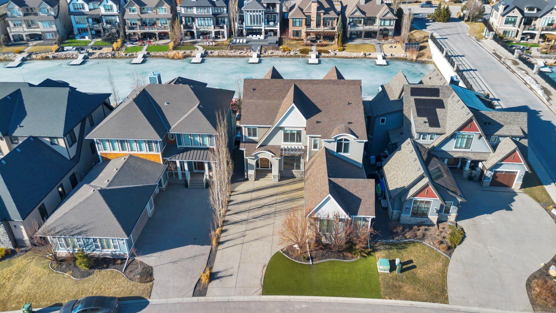 87 Mahogany Island SE