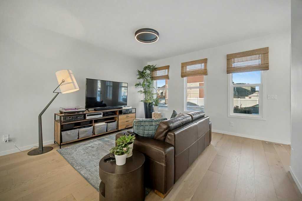 551 Wolf Creek Way SE