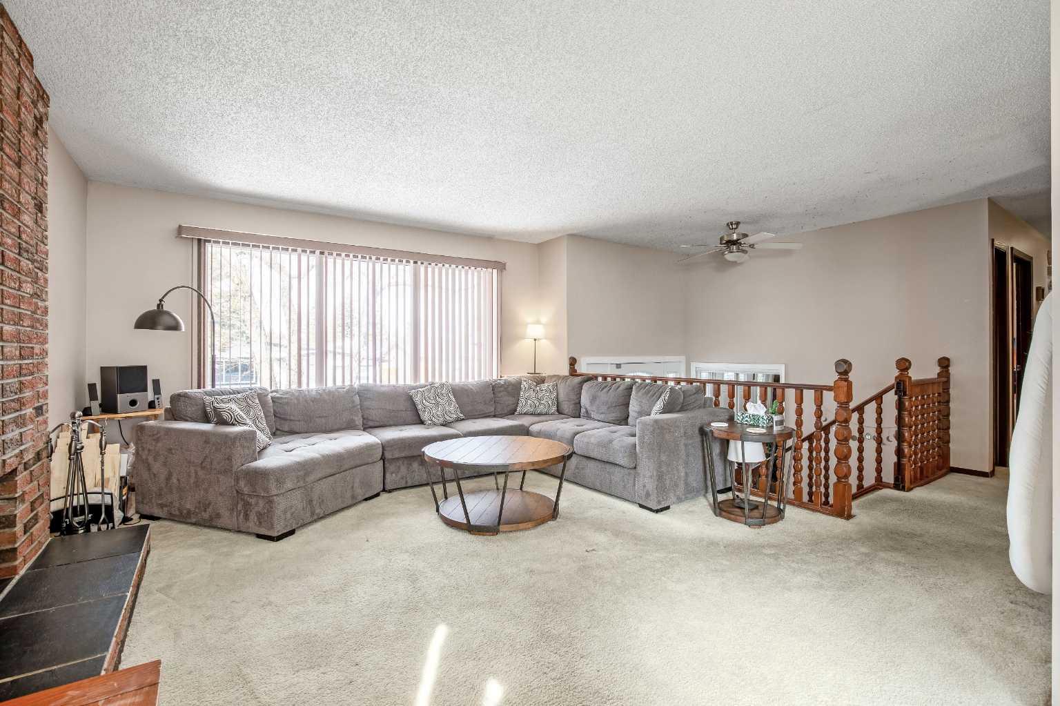 427 Queen Anne Way SE