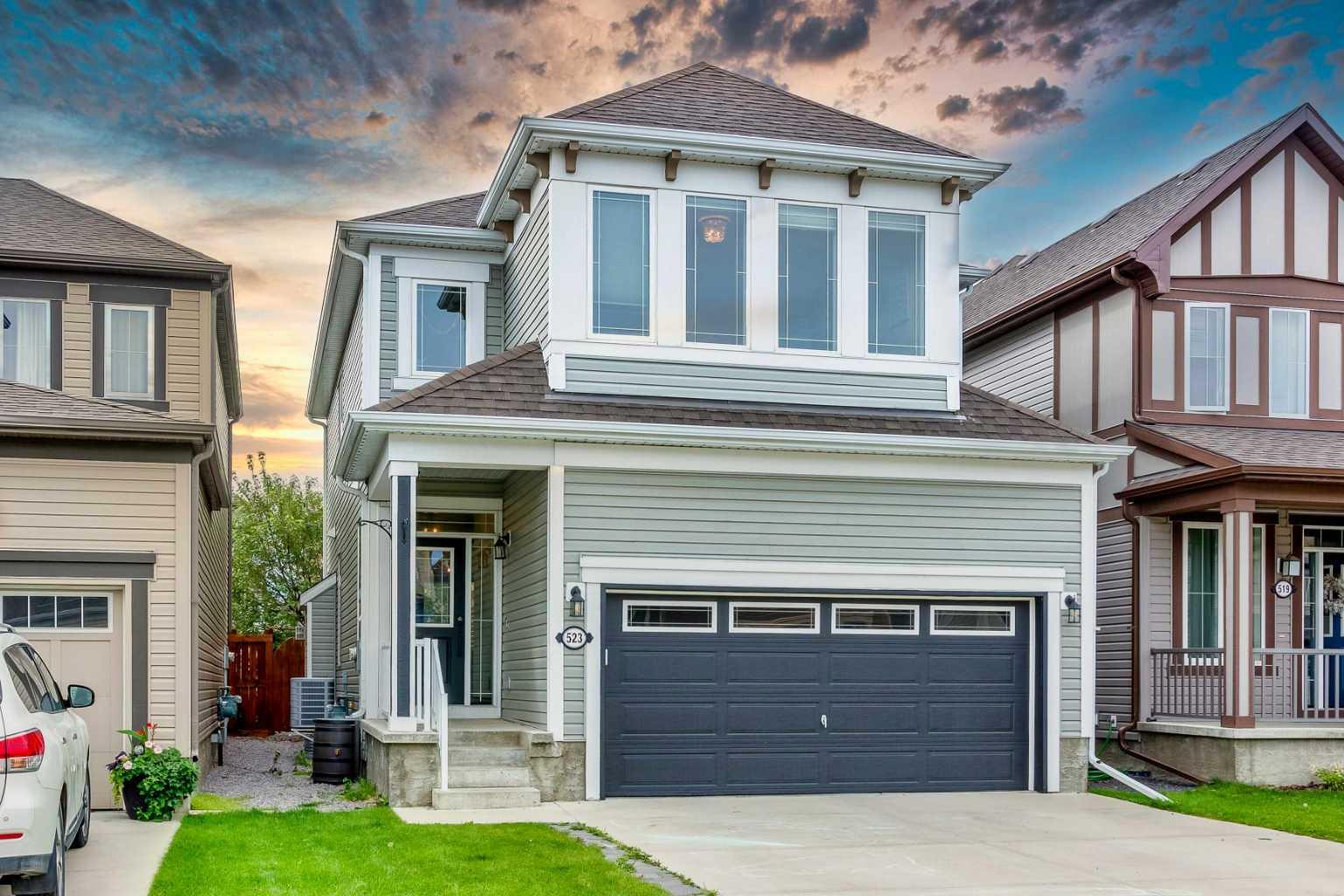 523 Windbrook Heights SW