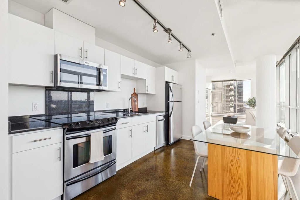 Photo of 135 13 Avenue SW #1209, Calgary, AB T2R 0W8 (MLS # A2343906)