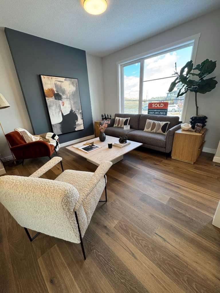 241 Cobblestone Gate SW