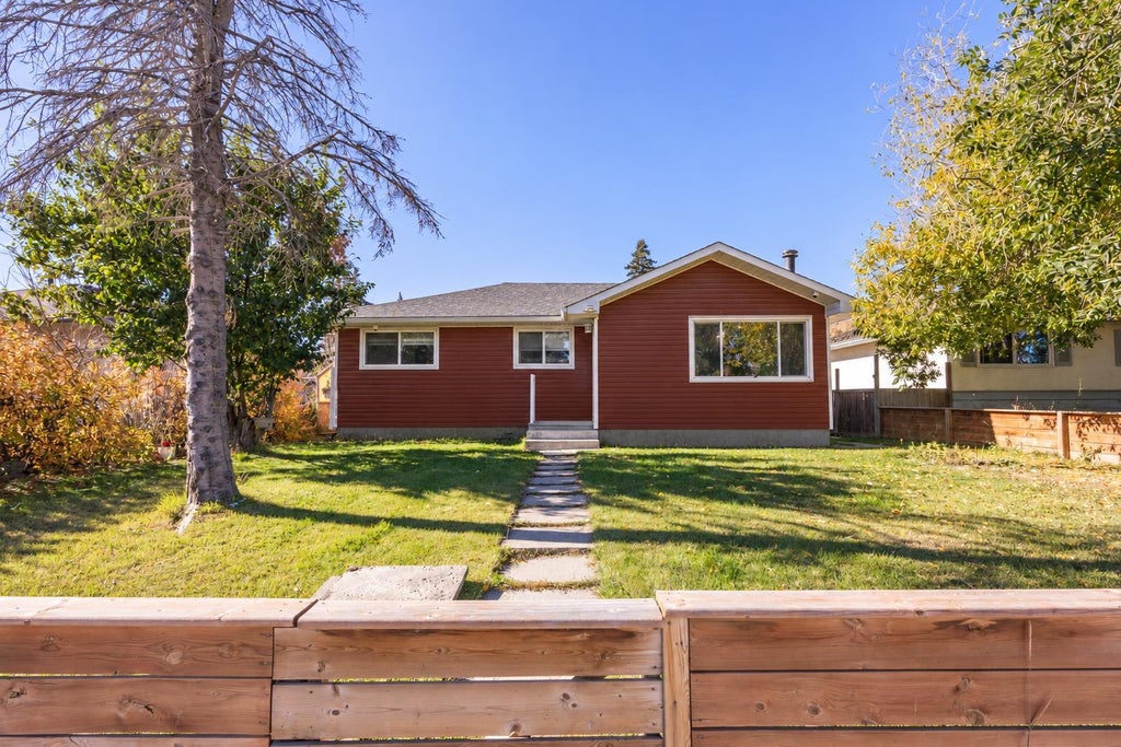 Photo of 2035 47 Street SE, Calgary, AB T2B 1L4 (MLS # A2352390)