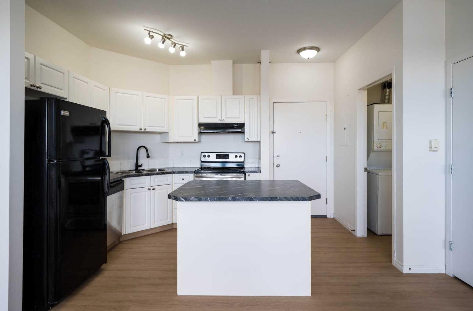 1000 Applevillage Court SE 310