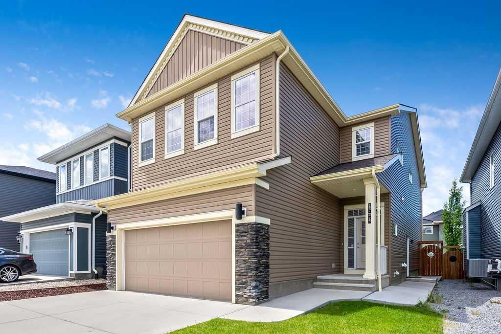 Photo of 435 Evansglen Drive NW, Calgary, AB T3P 0P6 (MLS # A2319084)