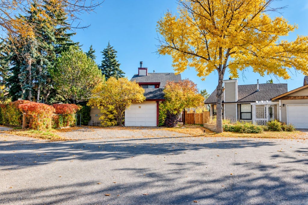 Photo of 52 Templegreen Bay NE, Calgary, AB T1Y 4Z3 (MLS # A2351103)