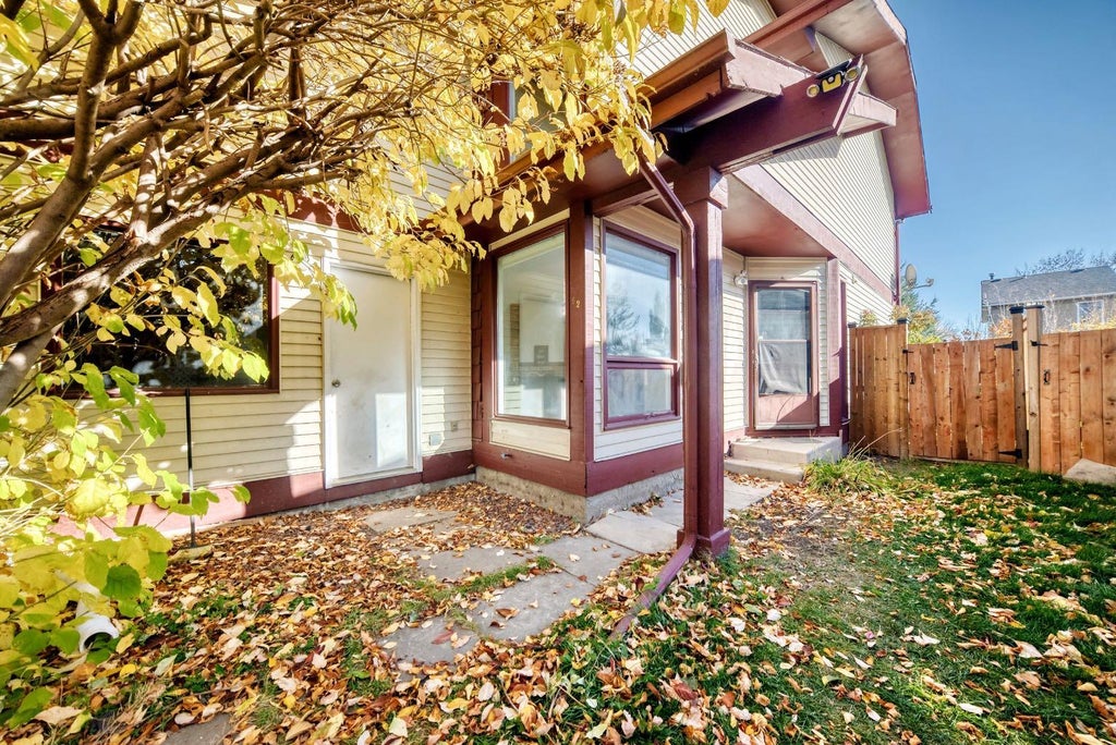 Photo of 52 Templegreen Bay NE, Calgary, AB T1Y 4Z3 (MLS # A2351103)