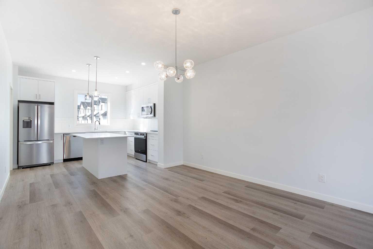 1750 Rangeview Drive SE 406