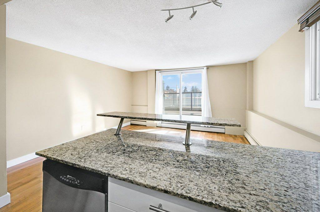 2209 14 Street SW 102