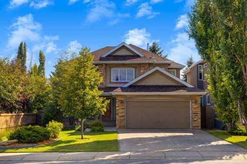 Photo of 1527 Evergreen Drive SW, Calgary, AB T2Y 2X7 (MLS # A2337001)