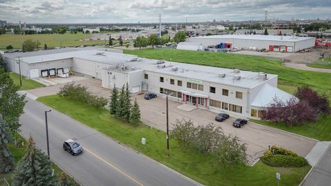 9608 25 Avenue NW Edmonton AB T6N 1J4