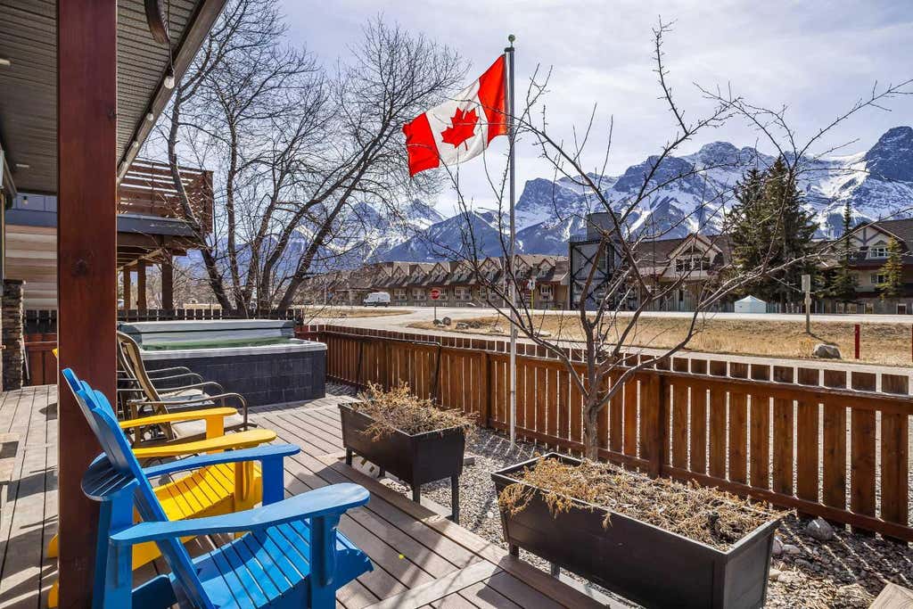 Photo of 1406 2nd Avenue #1, Canmore, AB T1W 1M9 (MLS # A2336177)