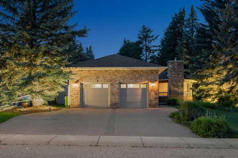 Photo of 9948 Patton Road SW, Calgary, AB T2V 5G1 (MLS # A2325843)