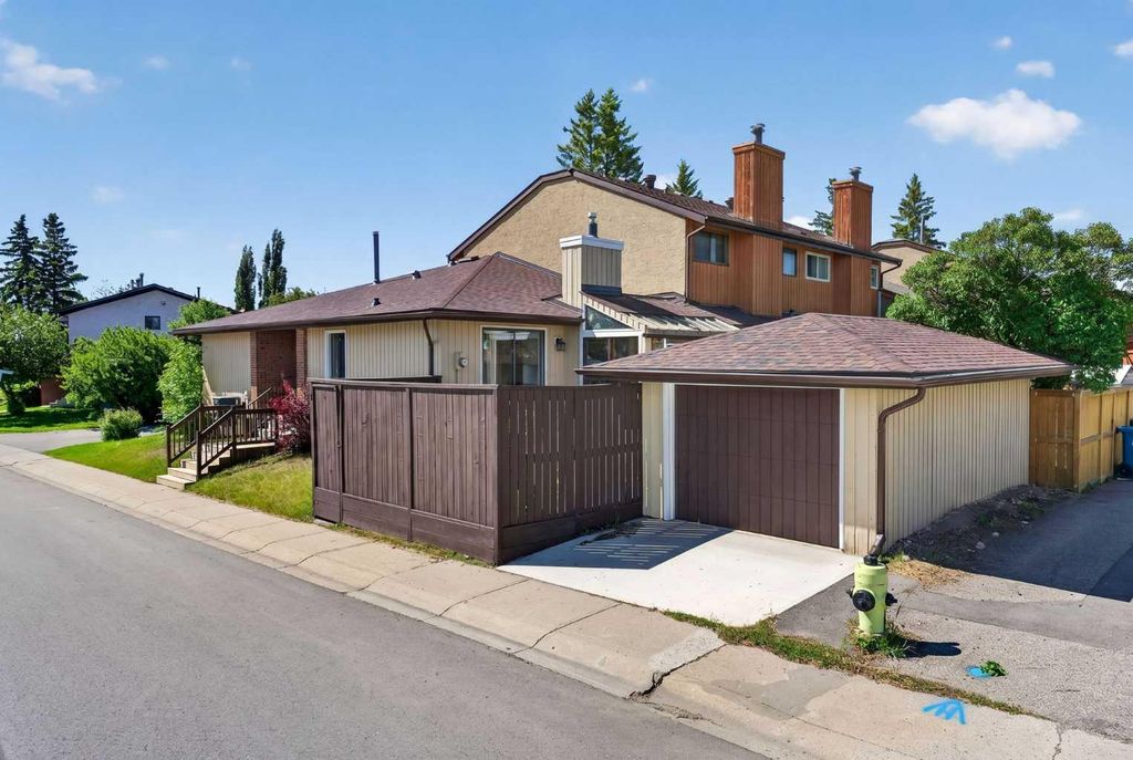 Photo of 204 Whiteridge Place NE, Calgary, AB T1Y 4K3 (MLS # A2320472)