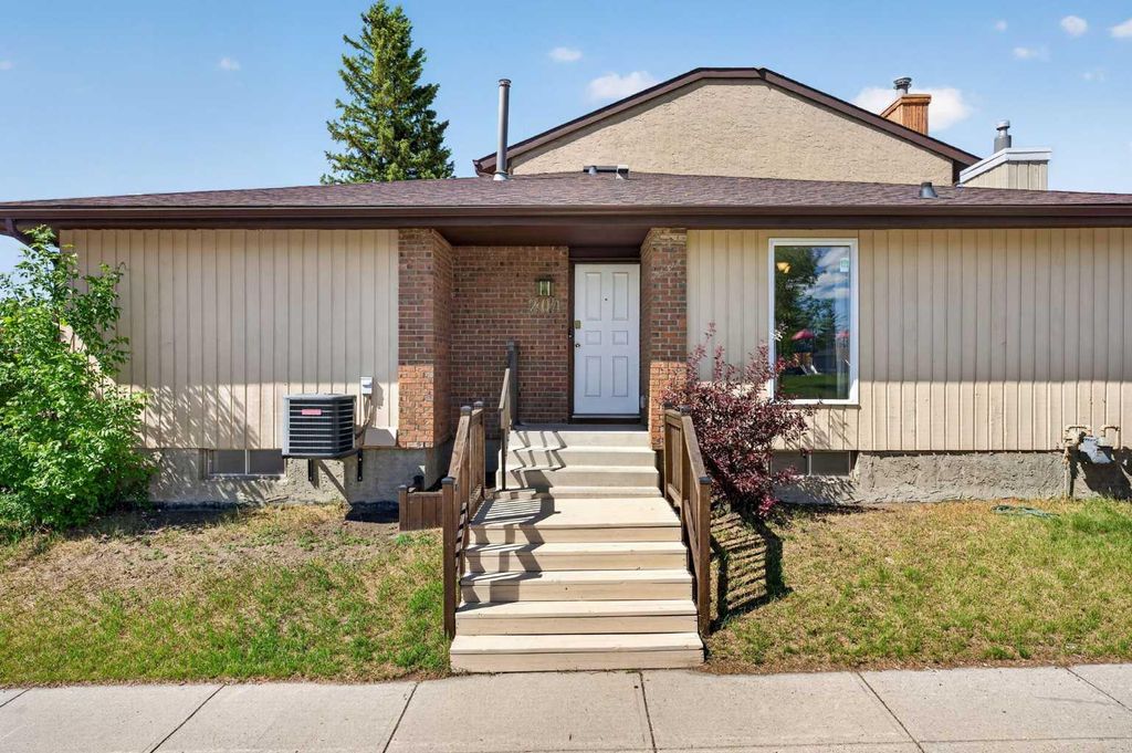 Photo of 204 Whiteridge Place NE, Calgary, AB T1Y 4K3 (MLS # A2320472)