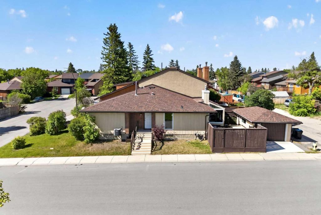 Photo of 204 Whiteridge Place NE, Calgary, AB T1Y 4K3 (MLS # A2320472)