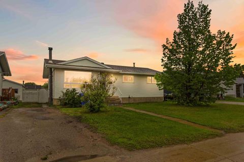 Photo of 481 Signal Road, Fort McMurray, AB T9H 3W4 (MLS # A2317884)