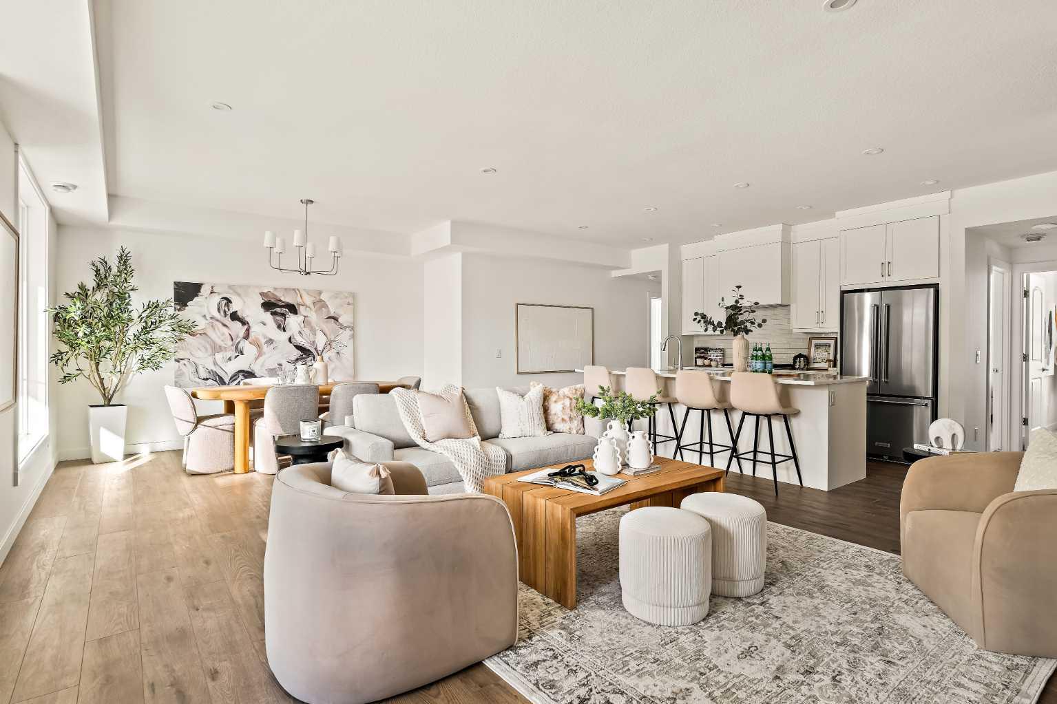 611 Sovereign Common SW