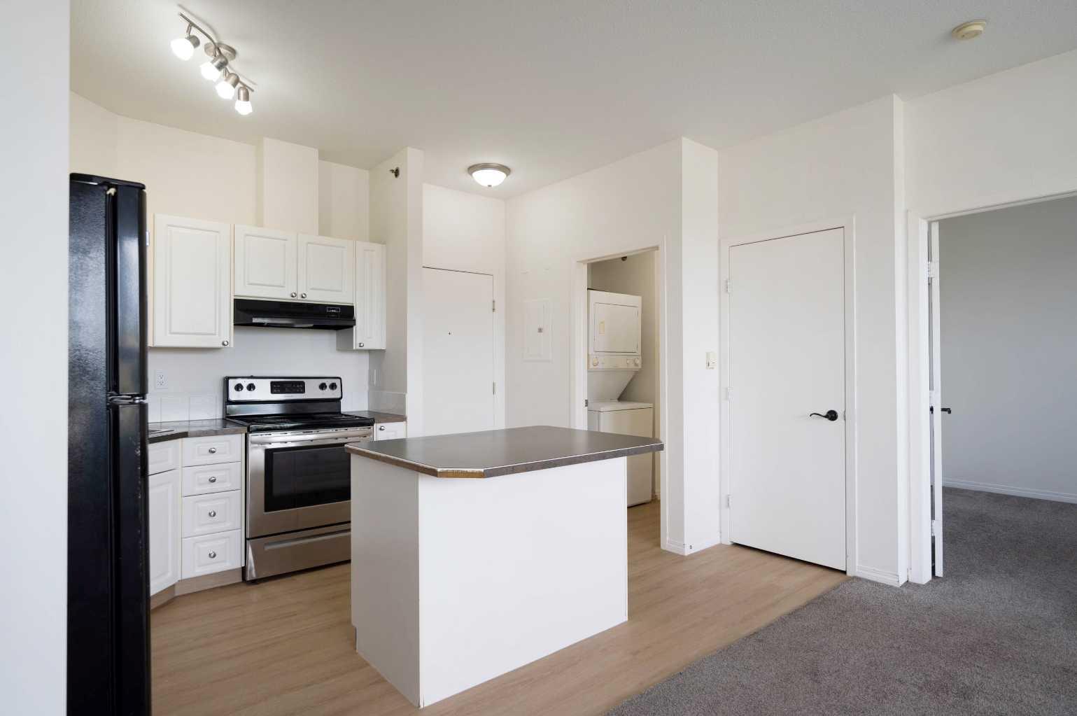 1000 Applevillage Court SE 310