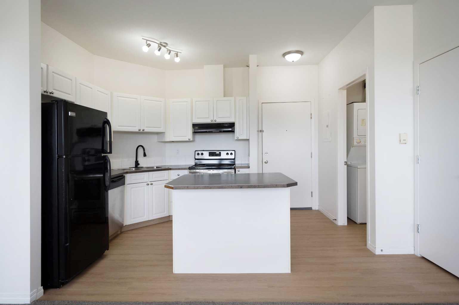 1000 Applevillage Court SE 310