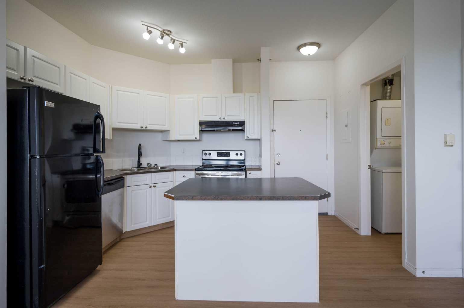 1000 Applevillage Court SE 310