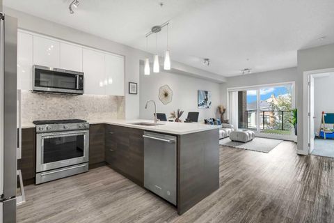 95 Burma Star Road SW 3304 Calgary AB T3E 8A9