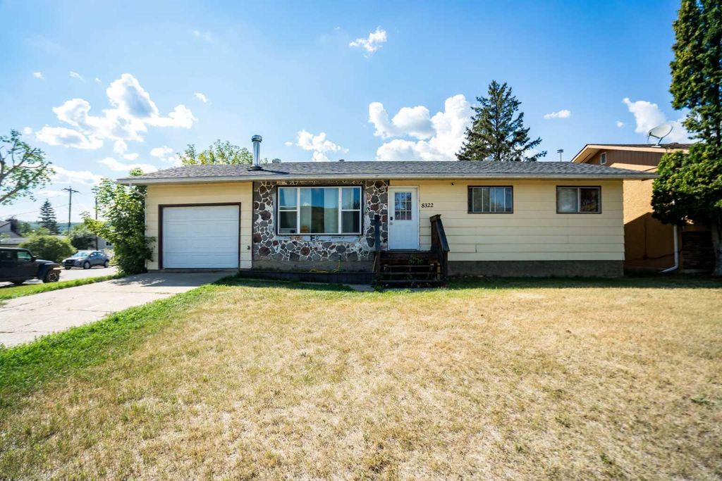 Photo of 8322 95 St, Peace River, AB T0H 1W0 (MLS # A2289011)