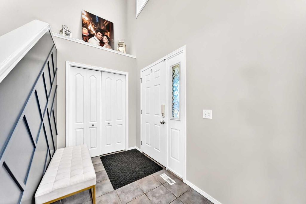 Photo of 150 Springmere Drive, Chestermere, AB T1X 1V9 (MLS # A2328592)