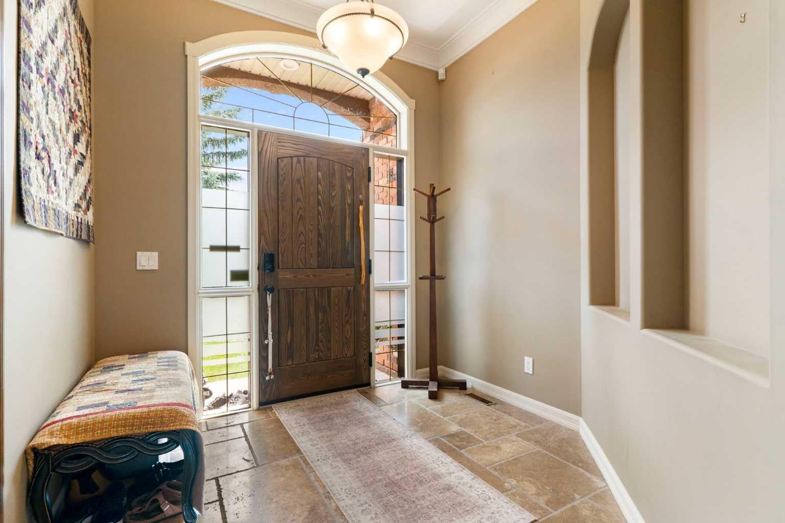 112 Gleneagles View