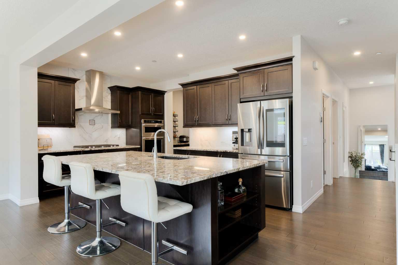 308 Lucas Way NW