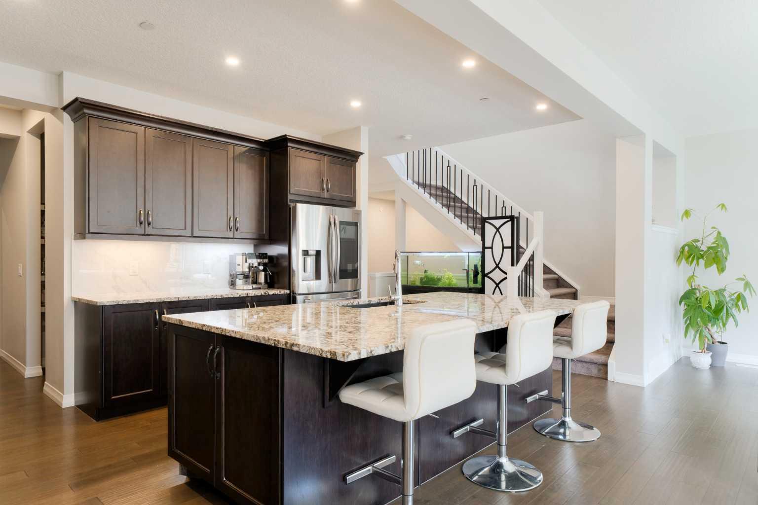 308 Lucas Way NW