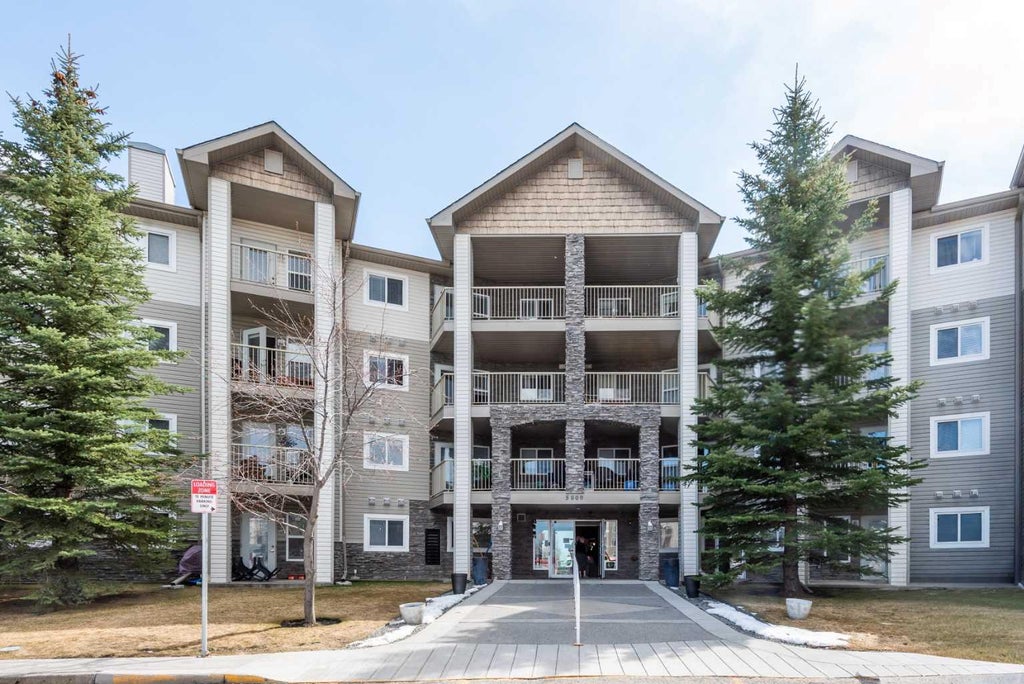 Photo of 5000 Somervale Court SW #239, Calgary, AB T2Y 4M1 (MLS # A2306914)