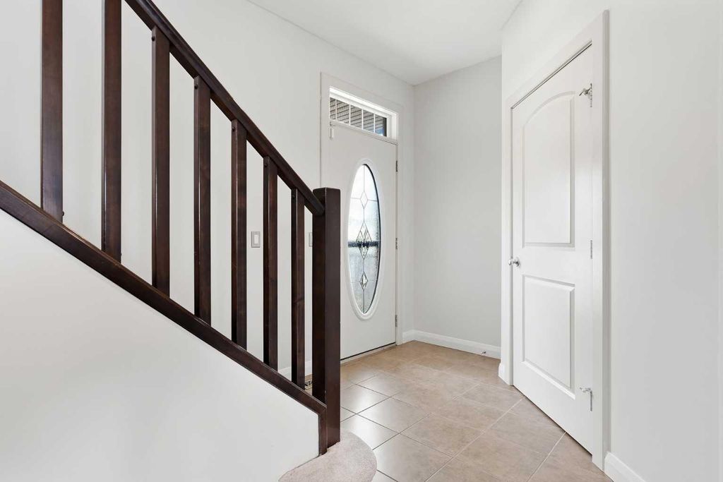 Photo of 121 Copperstone Close SE, Calgary, AB T2Z 0P4 (MLS # A2320063)