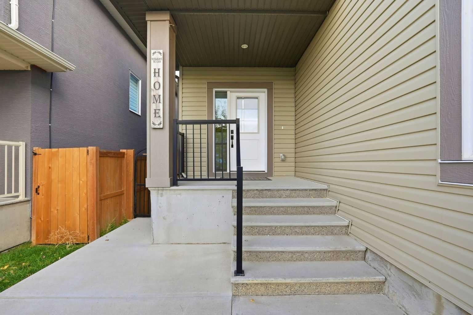 110 Baysprings Gardens SW