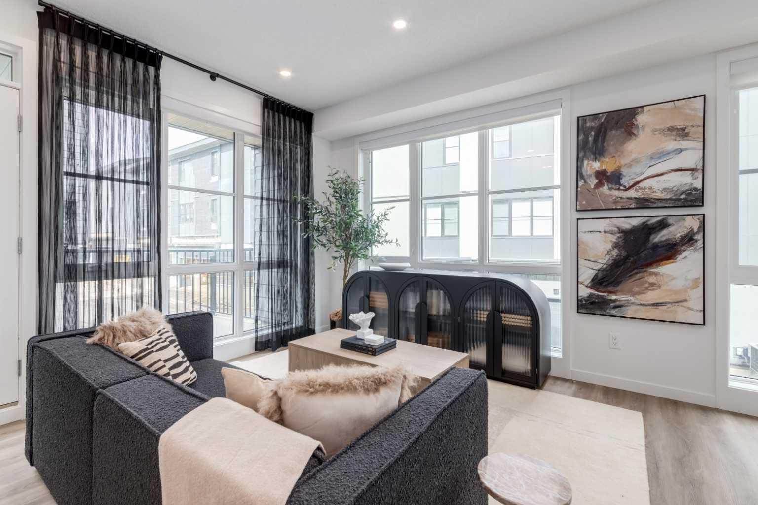 1453 Na'a Drive SW 13