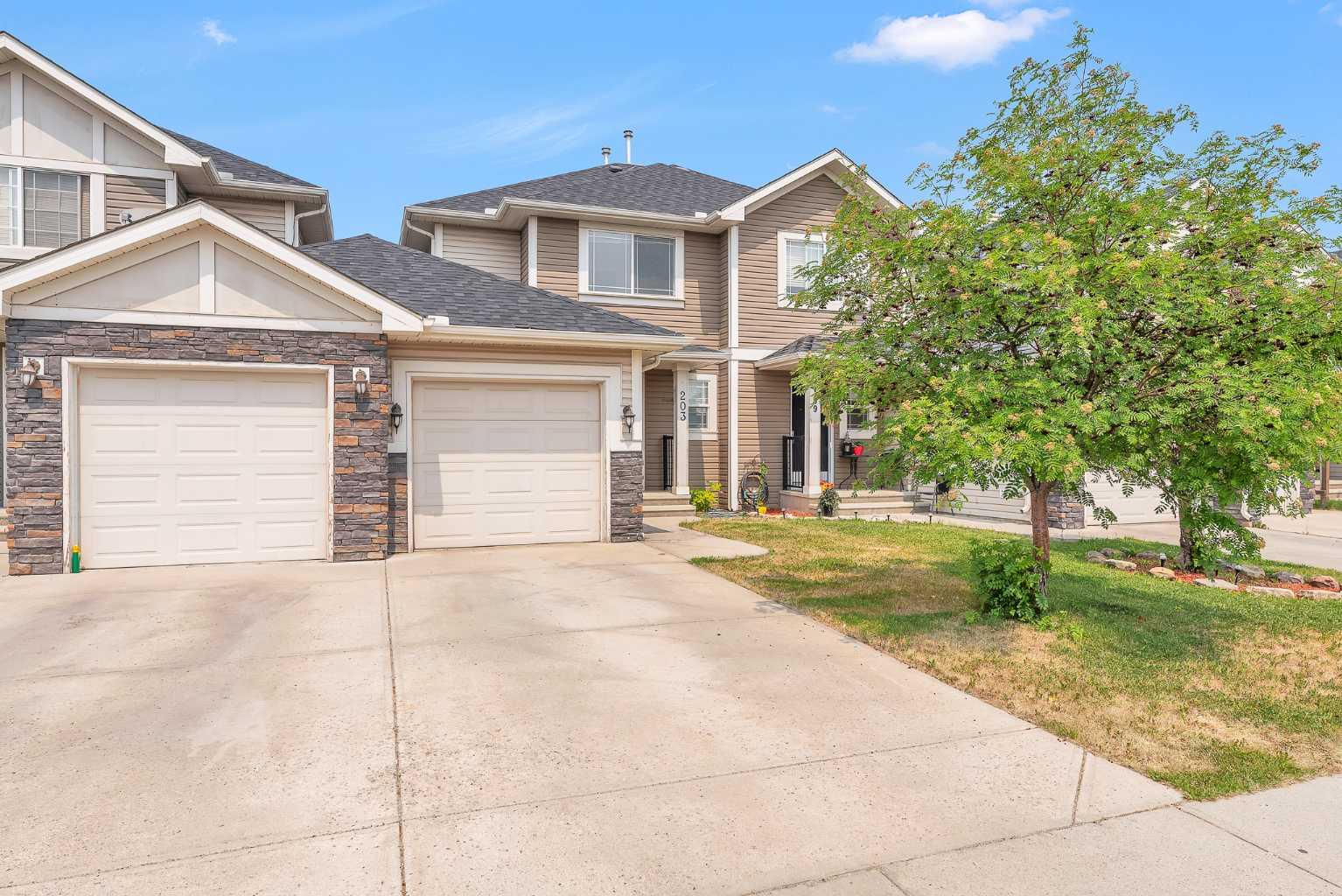 203 Cranberry Green SE