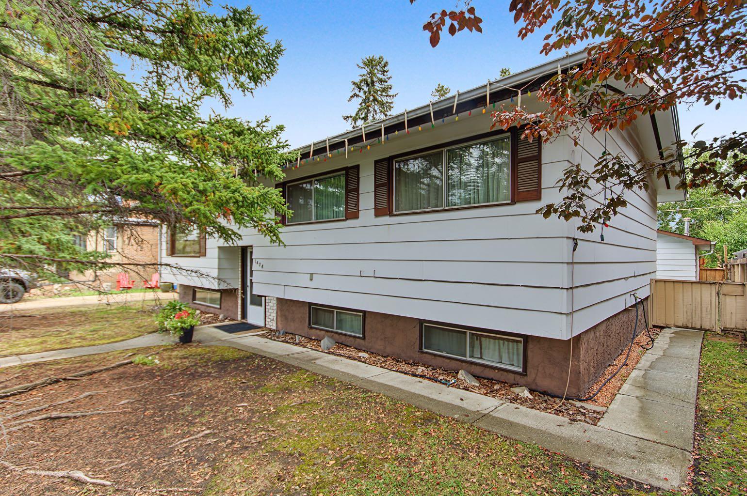 1404 10th Avenue